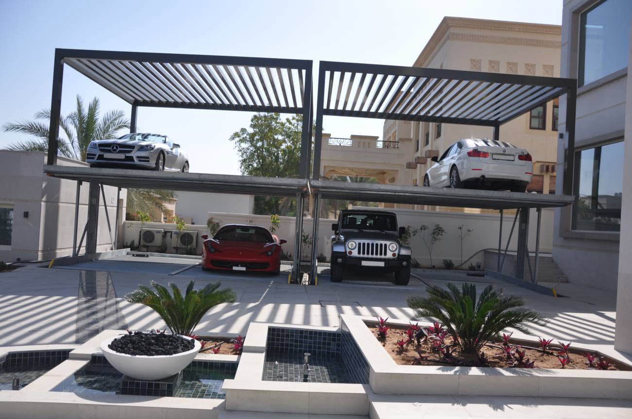 Invisible Car Park (UAE)