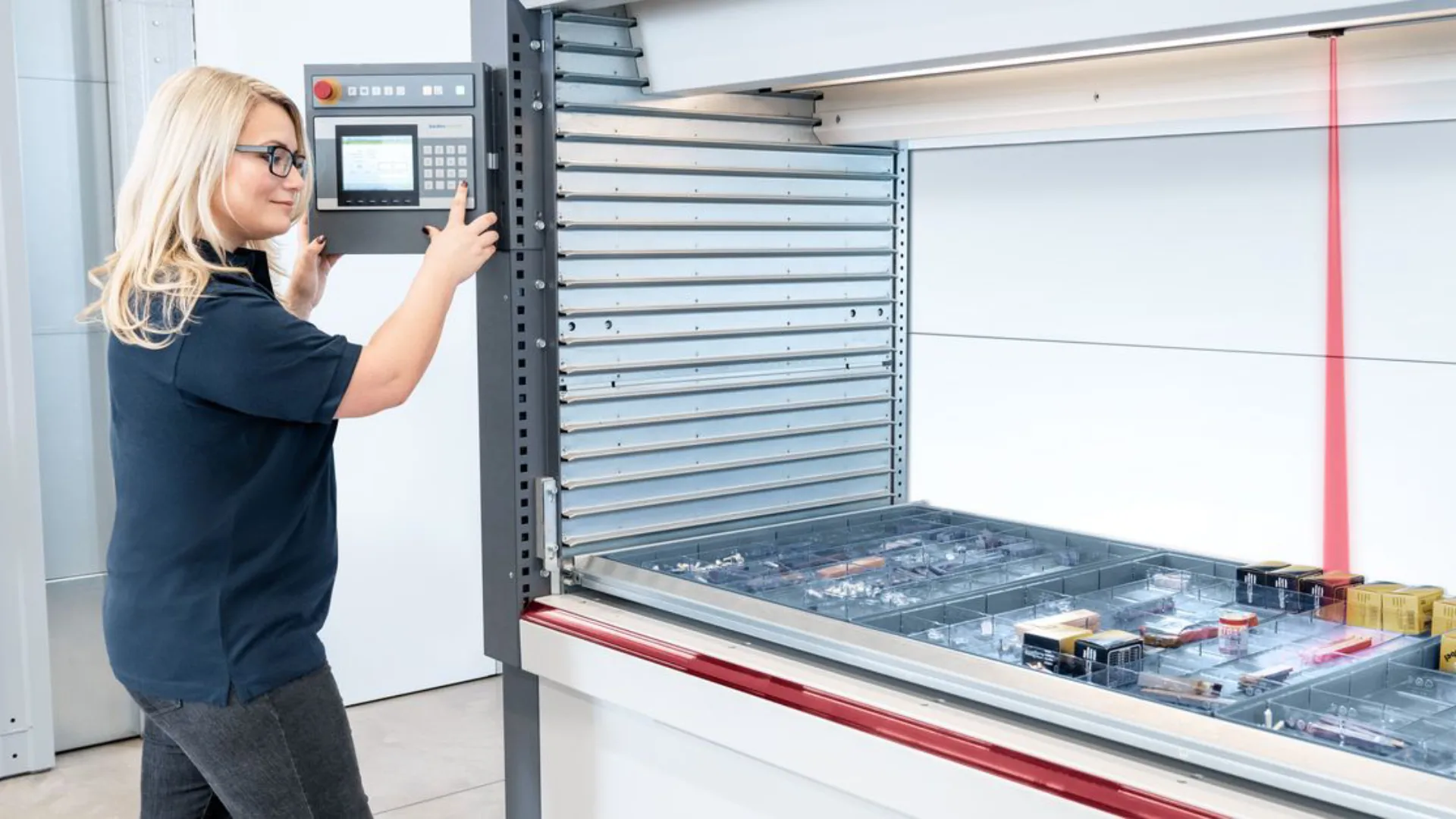 Small Parts Storage Solutions with Vertical Lift Modules